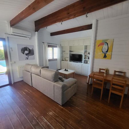 Casa Madera Urbanizacion Socorro Βίλα Σεβίλλη Εξωτερικό φωτογραφία