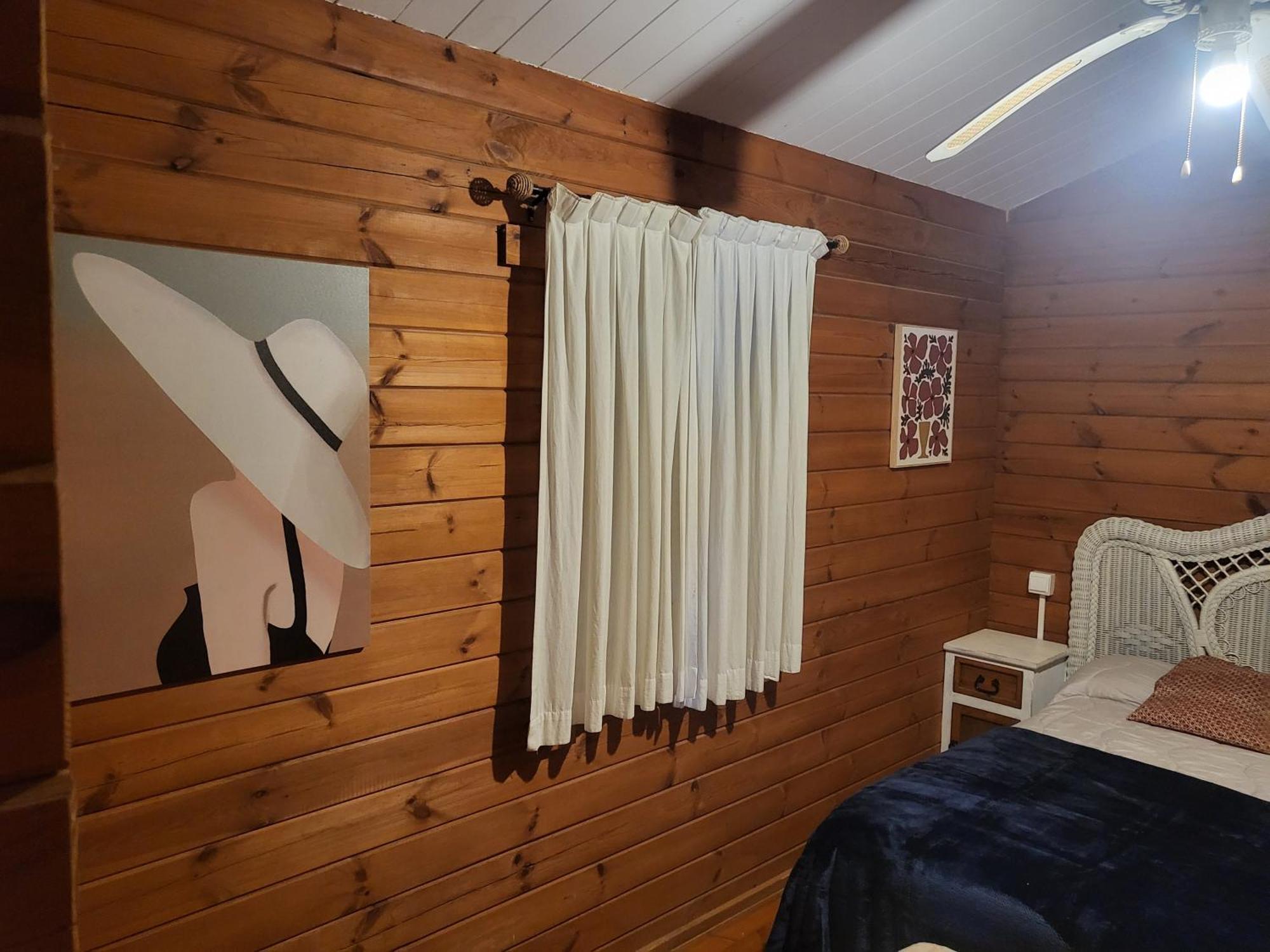 Casa Madera Urbanizacion Socorro Βίλα Σεβίλλη Εξωτερικό φωτογραφία